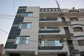 LH HOUSE